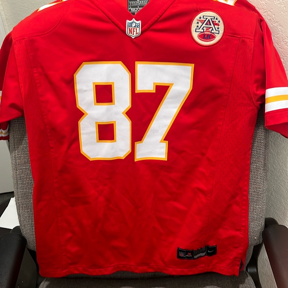 Nike Kelsey Chiefs Jersey like new